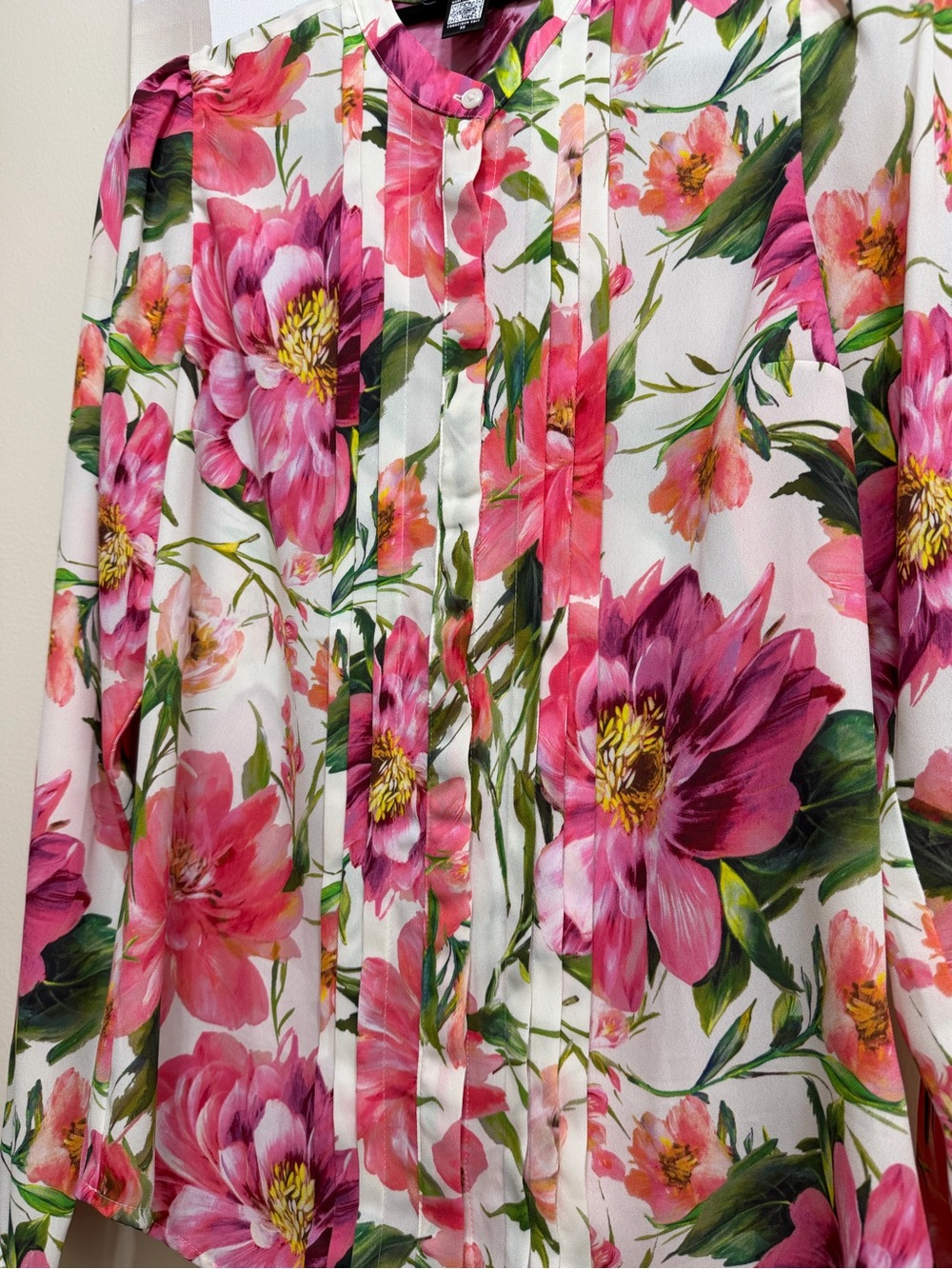 Express White Blouse with Pink Floral Print - Picture 3 of 6